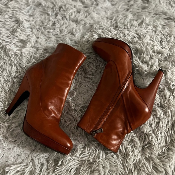 Prada boots - Picture 5 of 6